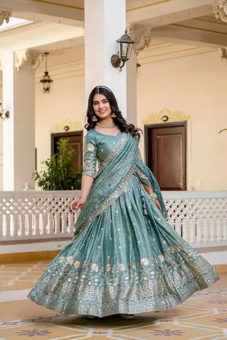 Fila Traditional Indian outfit for women